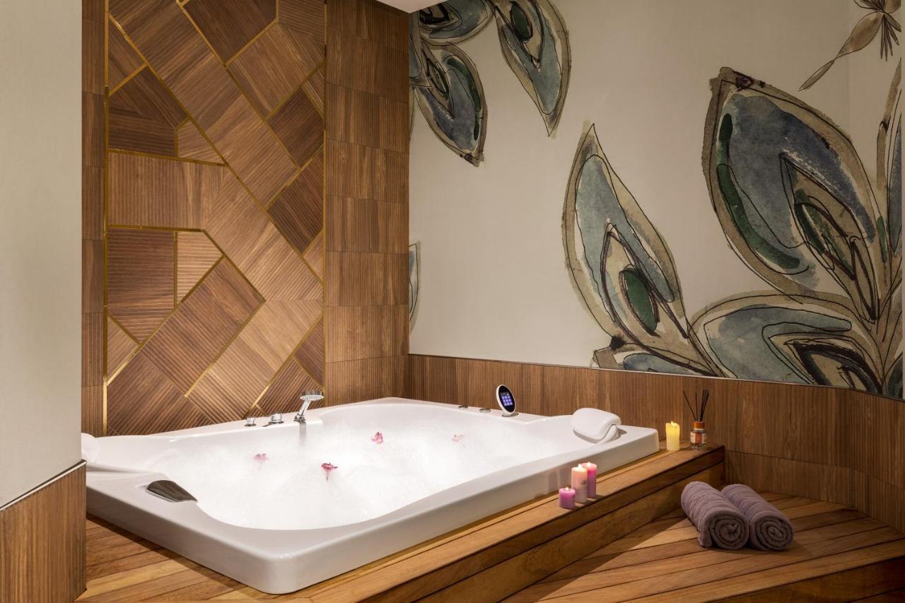 Hotel Wyndham Buchara Zewnętrze zdjęcie
