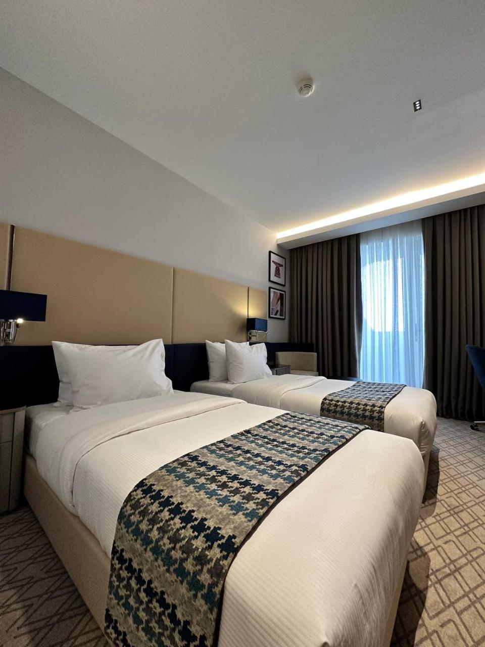 Hotel Wyndham Buchara Pokój zdjęcie